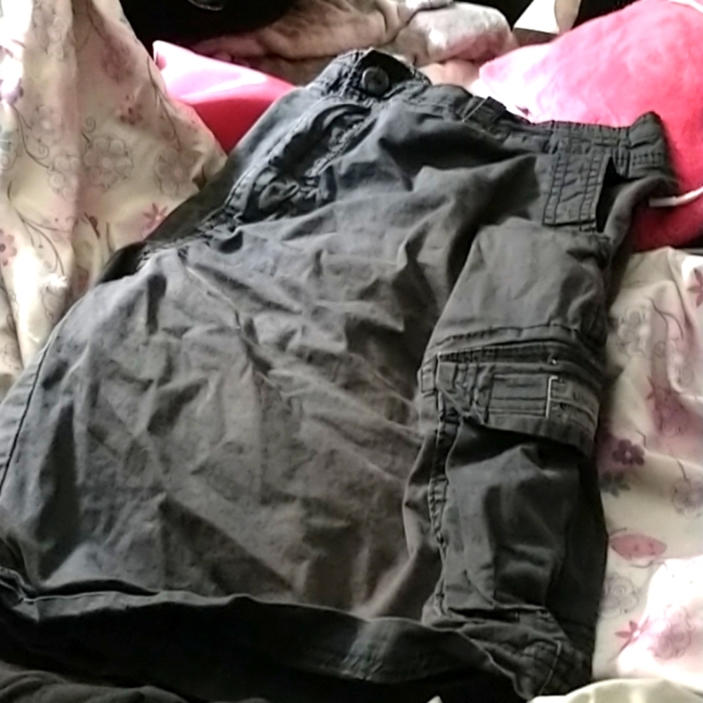 Dark Grey Union Bay cargo shorts size 40